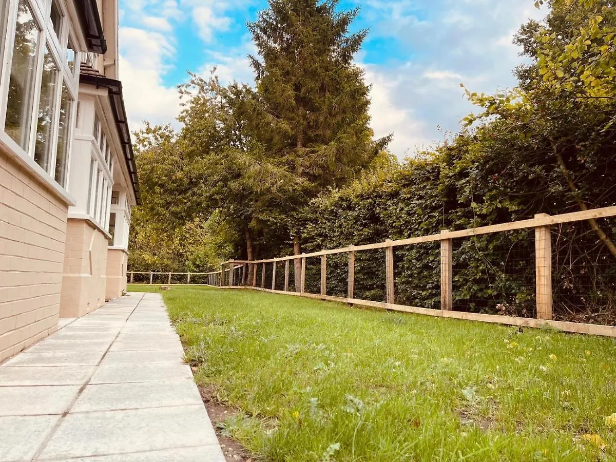 Spacious 4 Bed Family Cottage In Parkland Setting York Reino Unido